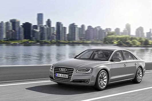 Audi A8 i S8 D4/4H (2011-2017) – schematy bezpieczników i przekaźników
