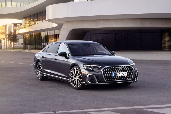 Audi A8 i S8 D5, 4N (2022) – schematy bezpieczników i przekaźników