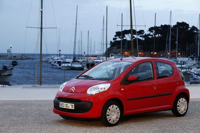 Citroën C1 (2010-2011) – schematy bezpieczników i przekaźników