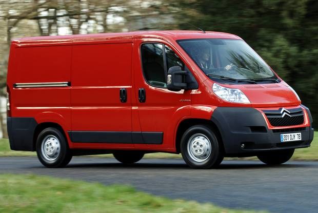 Citroën Jumper II (2011-2012) – schematy bezpieczników i przekaźników