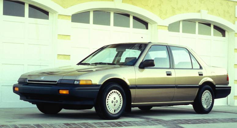 Honda Accord III (1985-1989) – schematy bezpieczników i przekaźników