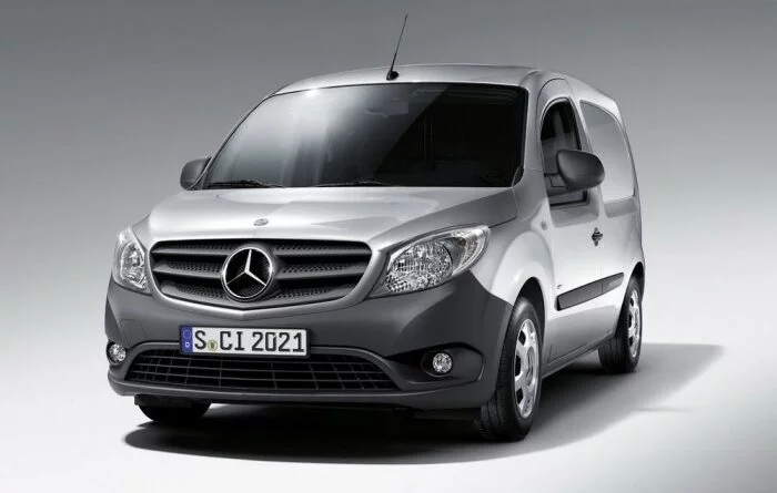 Mercedes-Benz Citan W415 (2012-2021) – schematy bezpieczników i przekaźników