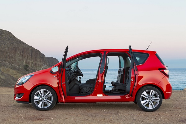 Opel Meriva B (2012-2017) – schematy bezpieczników i przekaźników