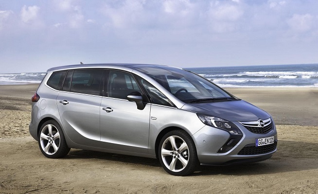 Opel Zafira C Tourer (2014-2019) – schematy bezpieczników i przekaźników