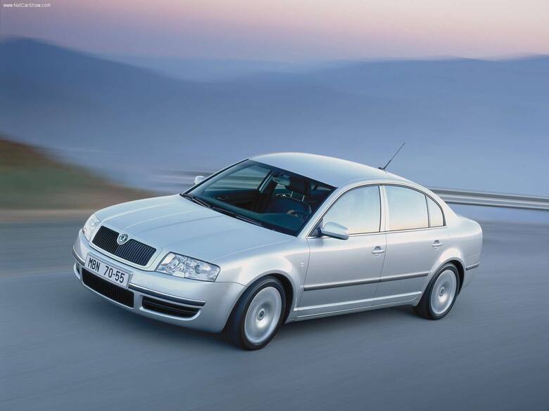 Skoda Superb I (2001-2004) – schematy bezpieczników i przekaźników