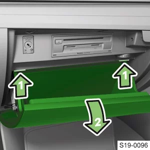Skoda Superb III (2022) - schematy bezpieczników i przekaźników