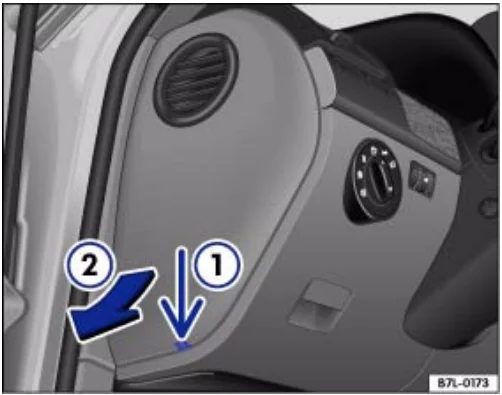 Volkswagen Touareg I (2002-2010) - schematy bezpieczników i przekaźników