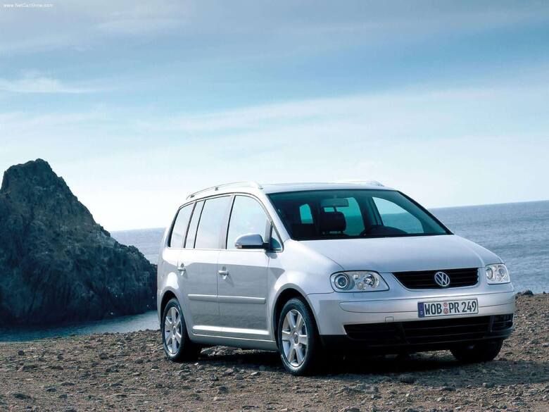 Volkswagen Touran 1T (2003-2015) – schematy bezpieczników i przekaźników