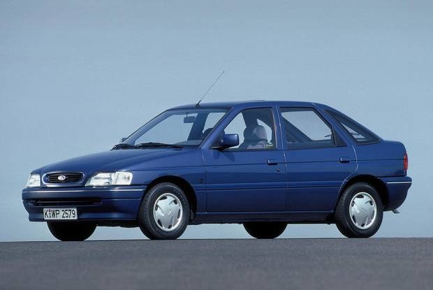 Ford Escort (1997-2003) – schematy bezpieczników i przekaźników