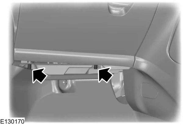 Ford Focus III (2015) - schematy bezpieczników i przekaźników