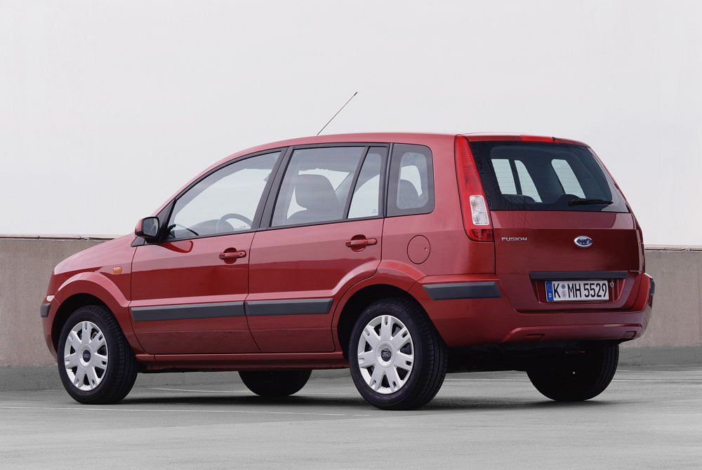 Ford Fusion (model europejski) (2002-2012) – schematy bezpieczników i przekaźników