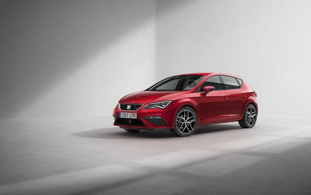 Seat Leon III (2017) – schematy bezpieczników i przekaźników