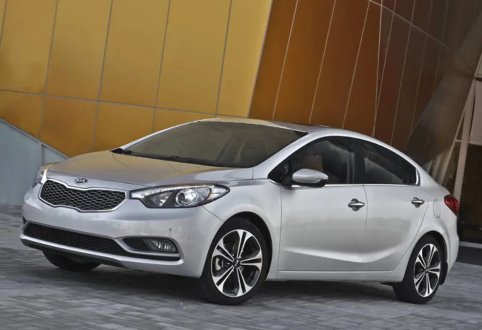 Kia Forte i Cerato II (2014) – schematy bezpieczników i przekaźników