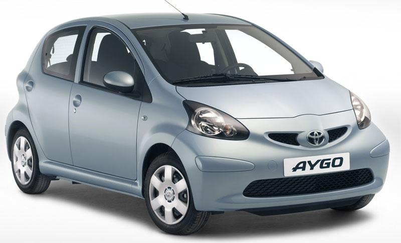 Toyota Aygo AB10 (2005-2014) – schematy bezpieczników i przekaźników