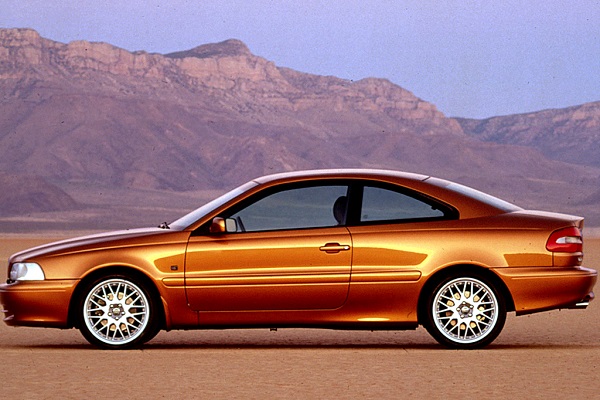 Volvo C70 (1998) – schematy bezpieczników i przekaźników