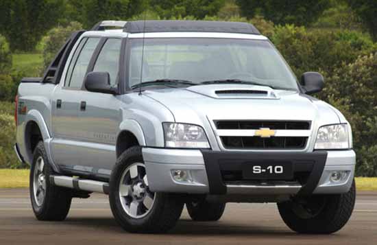 Chevrolet S10 i Blazer (2008-2011) – schematy bezpieczników i przekaźników