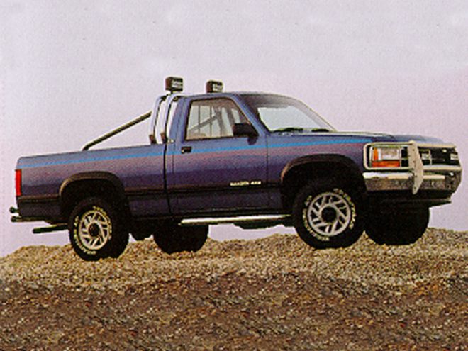 Dodge Dakota I (1991-1996) – schematy bezpieczników i przekaźników