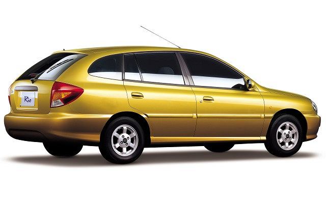 Kia Rio I (2003-2005) – schematy bezpieczników i przekaźników