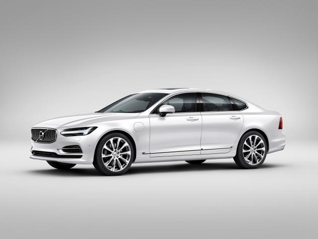 Volvo S90 (2020) – schematy bezpieczników i przekaźników