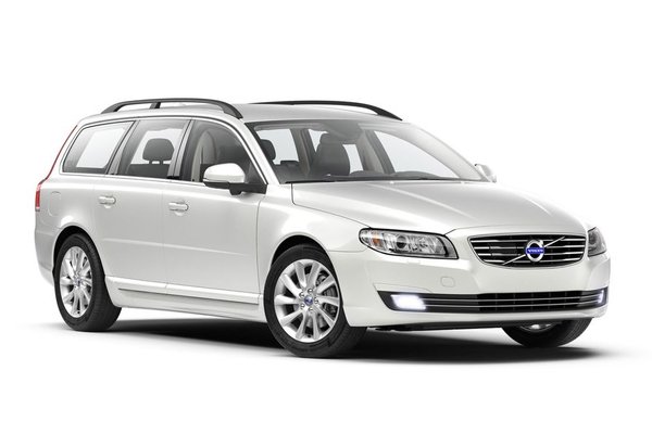 Volvo V70 i XC70 (2014) – schematy bezpieczników i przekaźników