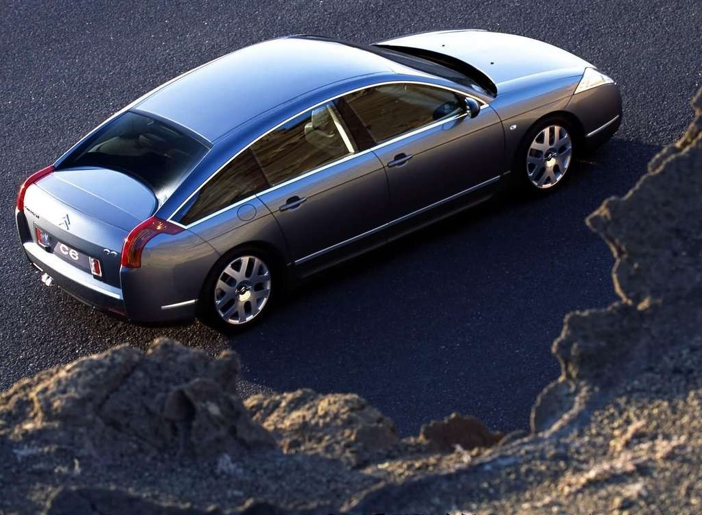 Citroën C6 (2006-2012) – schematy bezpieczników i przekaźników