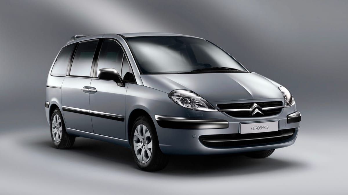 Citroën C8 (2009-2014) – schematy bezpieczników i przekaźników