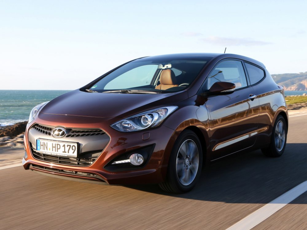 Hyundai i30, Elantra GT (GD) (2012-2013) – schematy bezpieczników i przekaźników