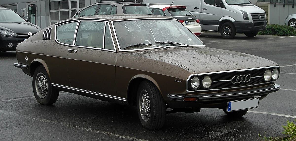 Audi 100 C3 (1982-1990) – schematy bezpieczników i przekaźników