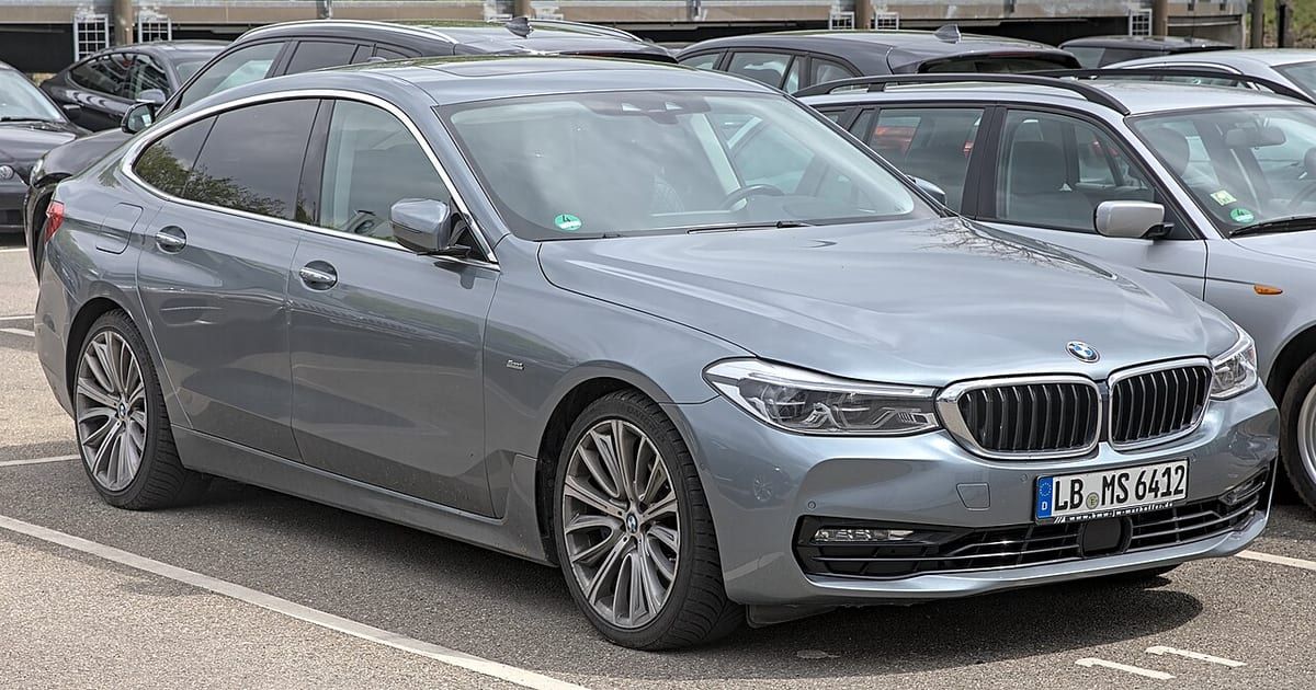 BMW 6 Gran Tourismo G32 (2017-2020) – schematy bezpieczników i przekaźników