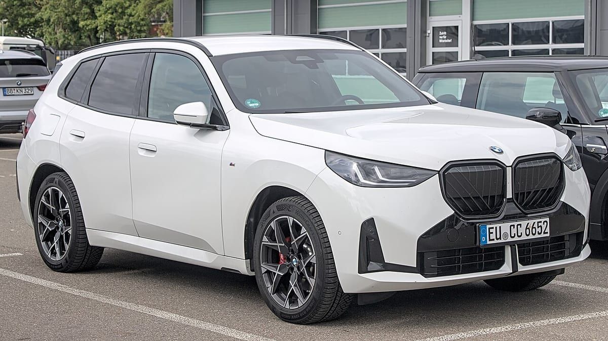BMW X3 G01 (2018-2023) – schematy bezpieczników i przekaźników