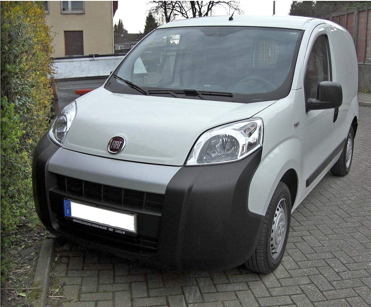 Citroën Nemo (2008-2009) – schematy bezpieczników i przekaźników