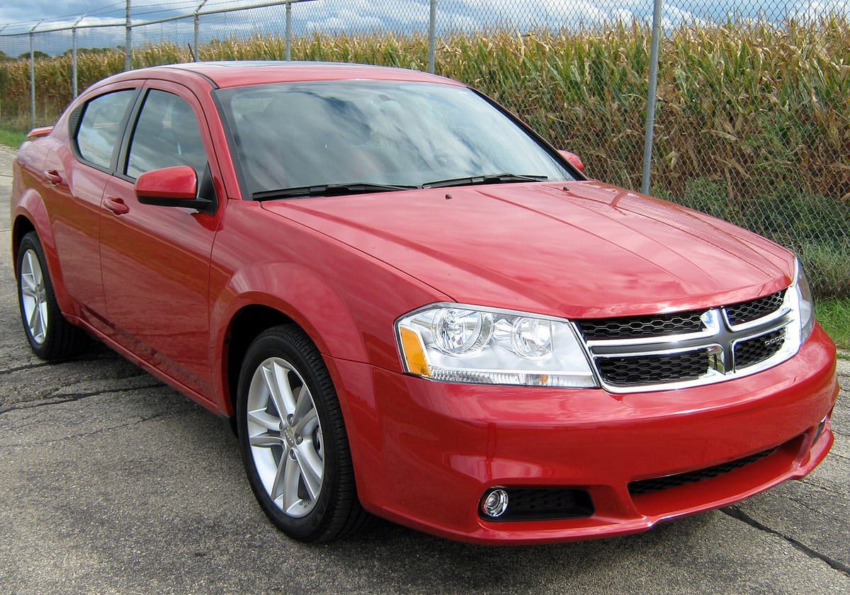Dodge Avenger (2011) – schematy bezpieczników i przekaźników