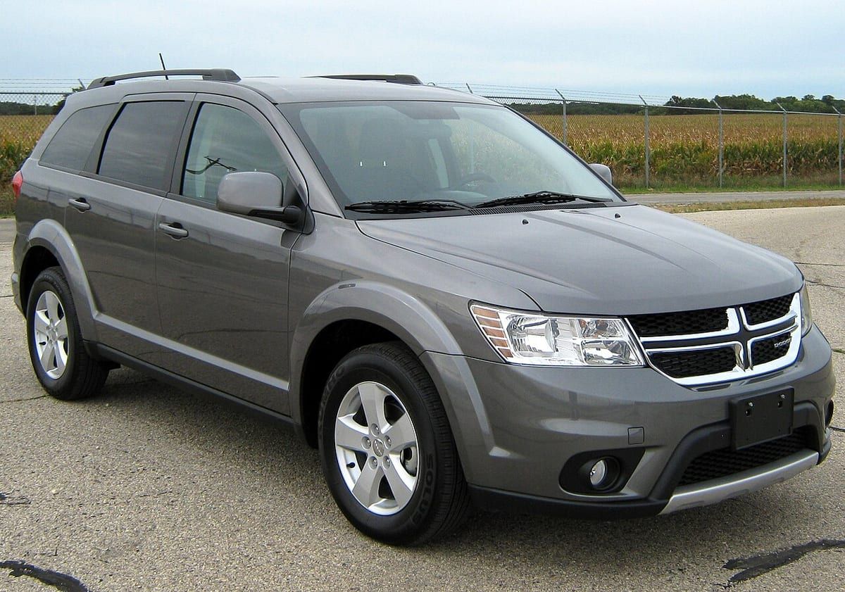 Dodge Journey (2011-2019) – schematy bezpieczników i przekaźników