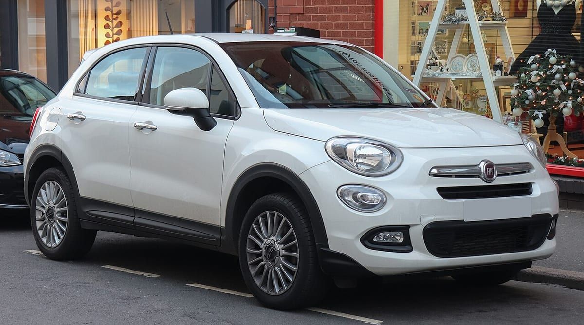 Fiat 500X (2017) – schematy bezpieczników i przekaźników