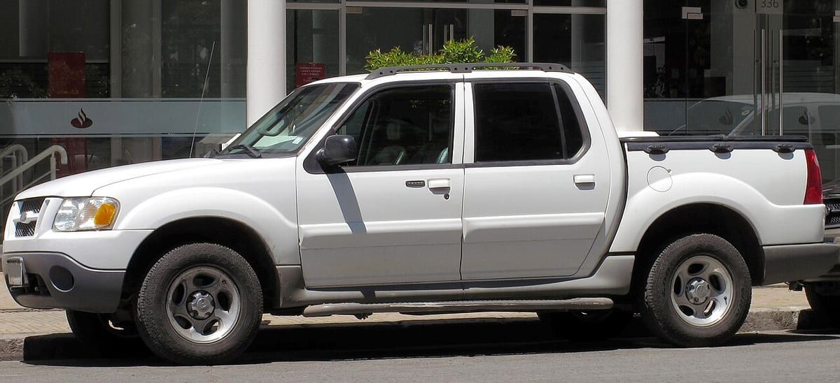 Ford Explorer II (1994-2000) – schematy bezpieczników i przekaźników