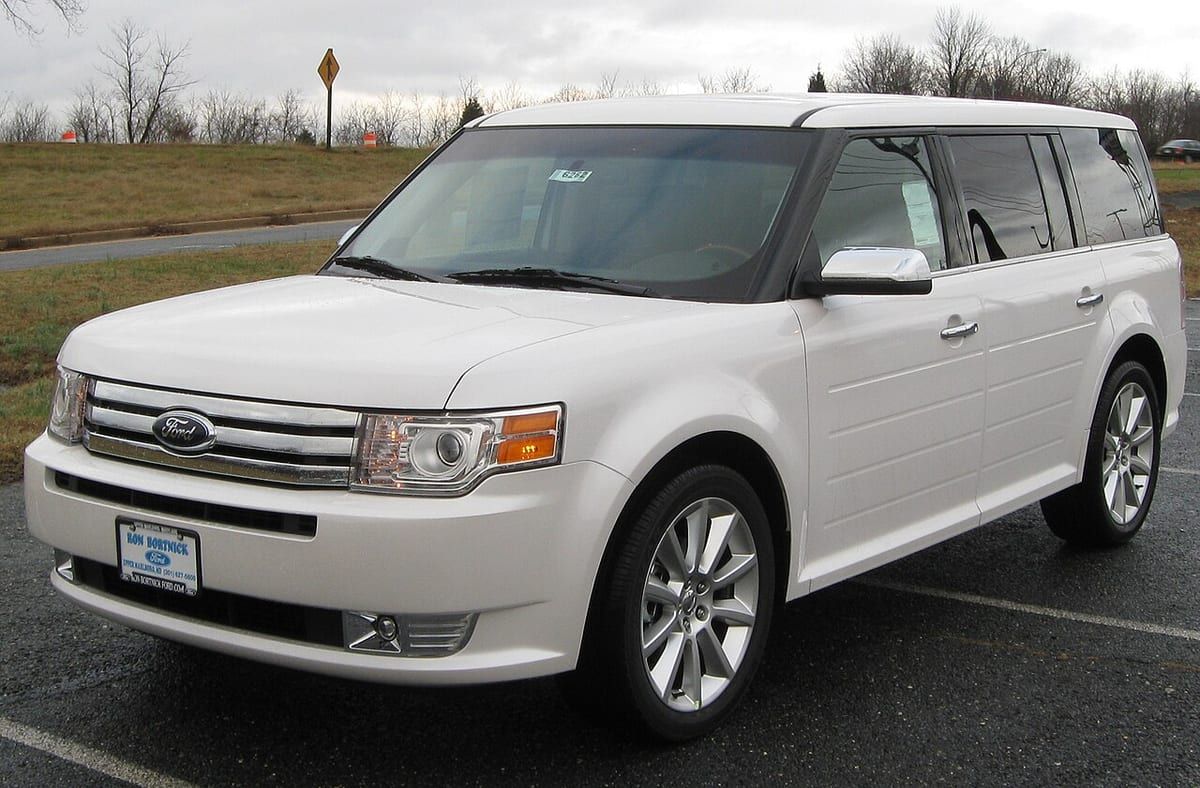 Ford Flex (2013-2019) – schematy bezpieczników i przekaźników