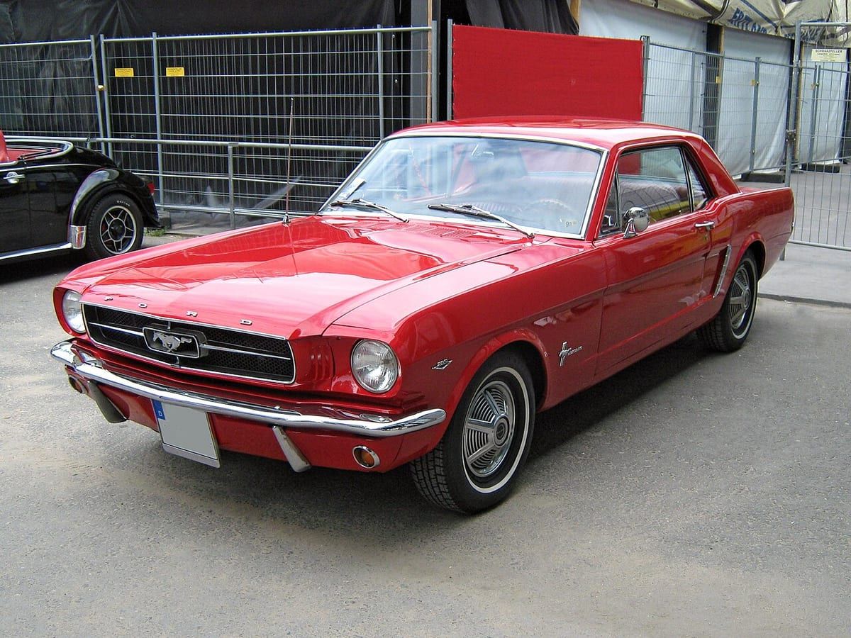 Ford Mustang VI (2015-2018) – schematy bezpieczników i przekaźników
