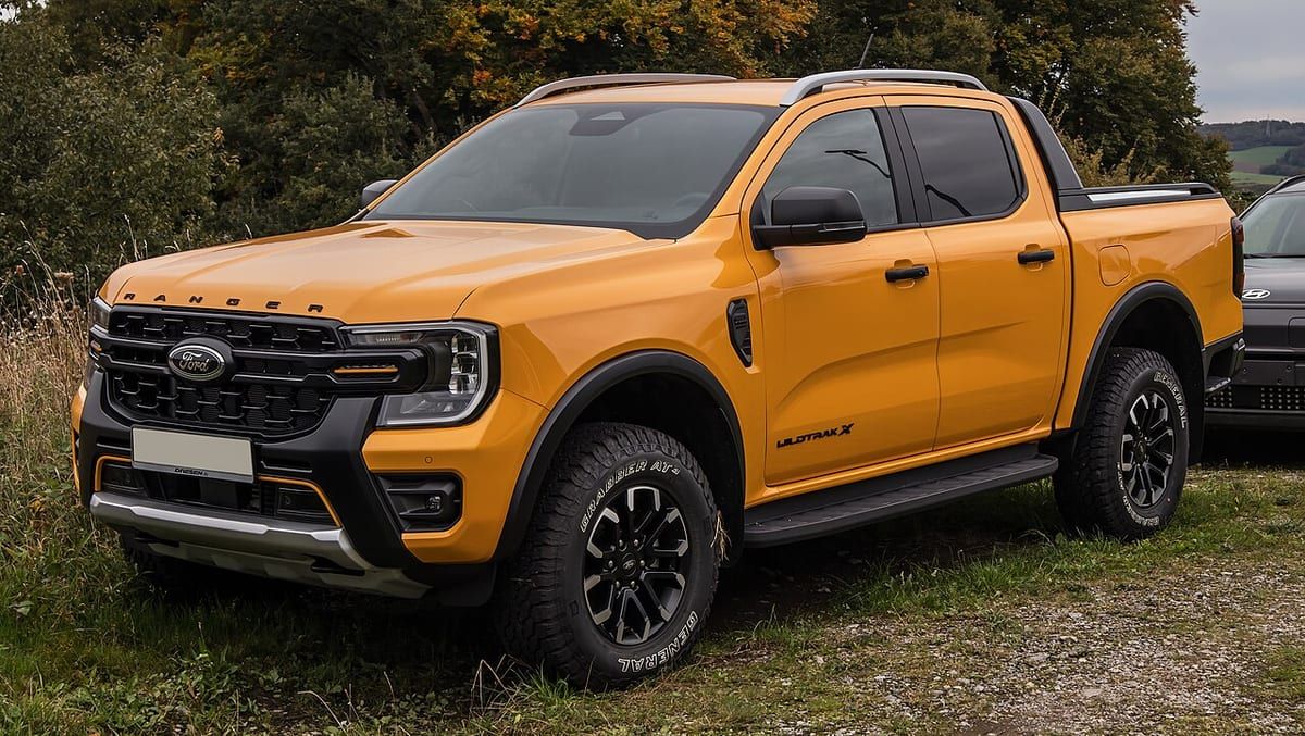 Ford Ranger II (1993-1997) – schematy bezpieczników i przekaźników