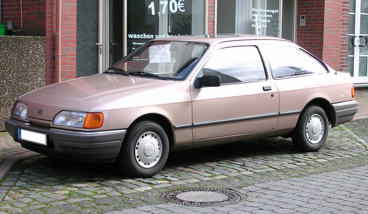 Ford Sierra (1982-1994) – schematy bezpieczników i przekaźników
