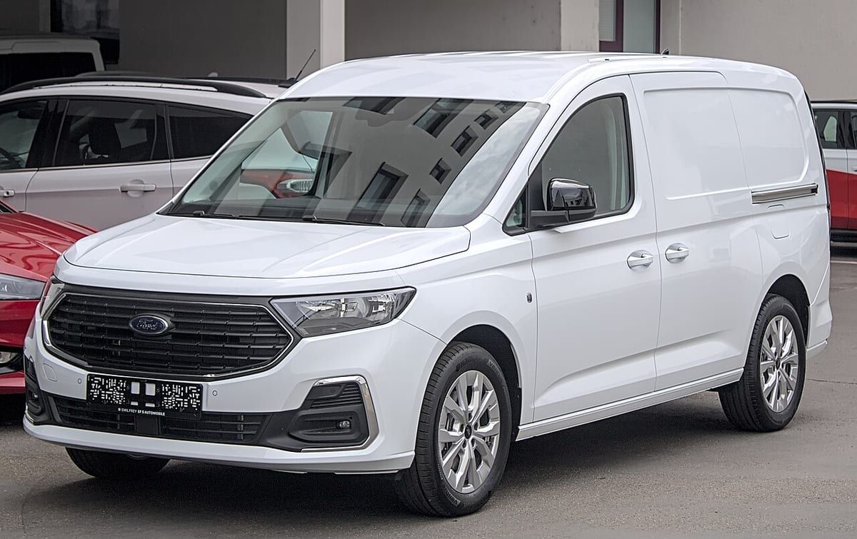 Ford Transit Connect (2002-2009) – schematy bezpieczników i przekaźników