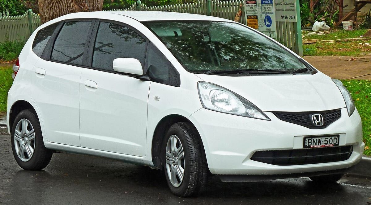 Honda Fit i Jazz IV (2015-2016) – schematy bezpieczników i przekaźników