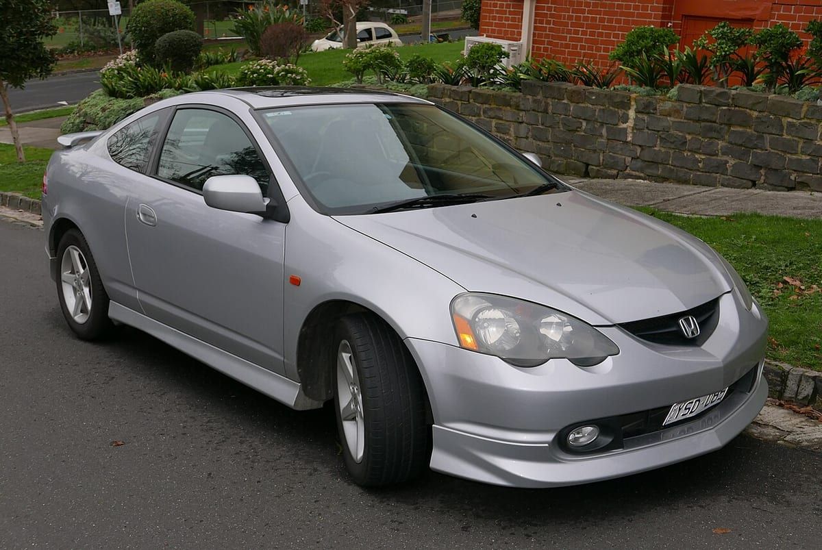 Honda Integra IV (2001-2006) – schematy bezpieczników i przekaźników