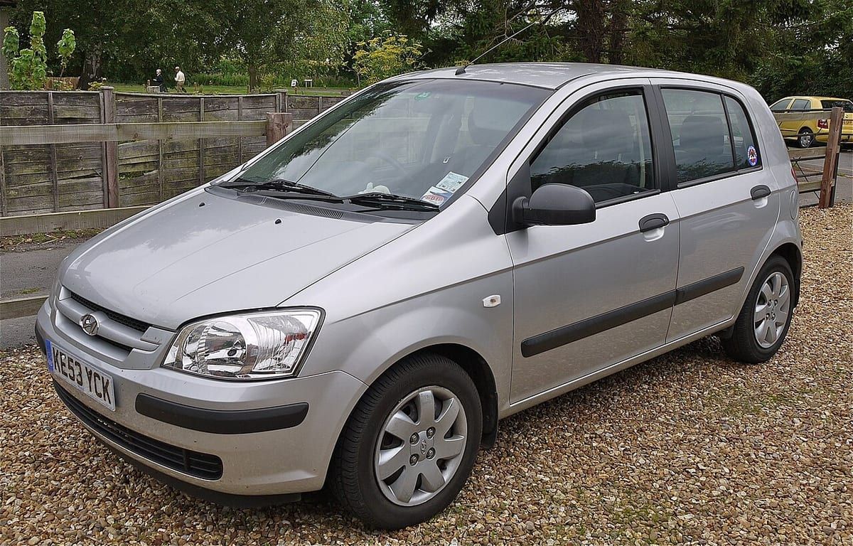 Hyundai Getz (2002-2005) – schematy bezpieczników i przekaźników