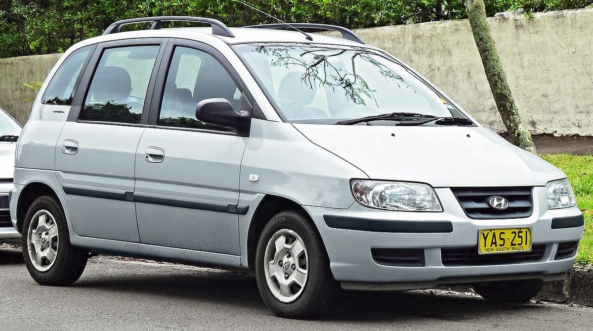 Hyundai Matrix (2005) – schematy bezpieczników i przekaźników