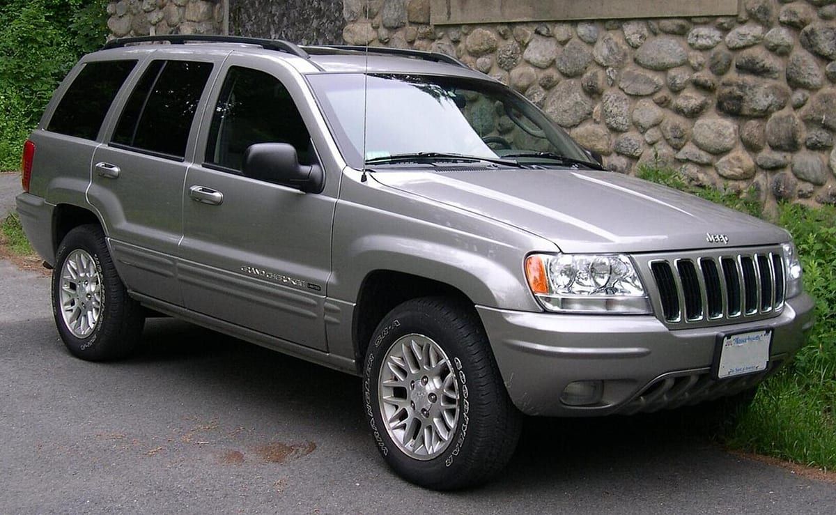 Jeep Grand Cherokee WJ (1999-2005) – schematy bezpieczników i przekaźników