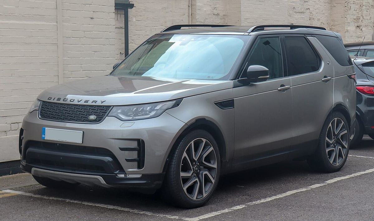 Land Rover Discovery II (1998-2005) – schematy bezpieczników i przekaźników