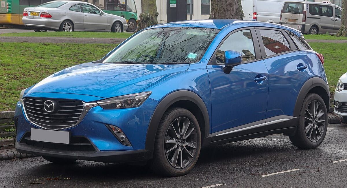 Mazda CX-3 (2018) – schematy bezpieczników i przekaźników