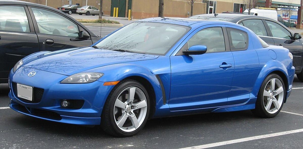 Mazda RX-8 (2007-2008) – schematy bezpieczników i przekaźników