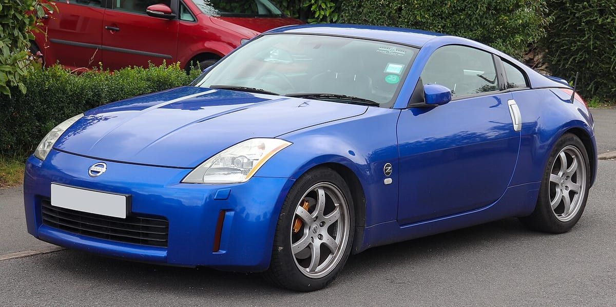 Nissan 350Z (2003-2008) – schematy bezpieczników i przekaźników
