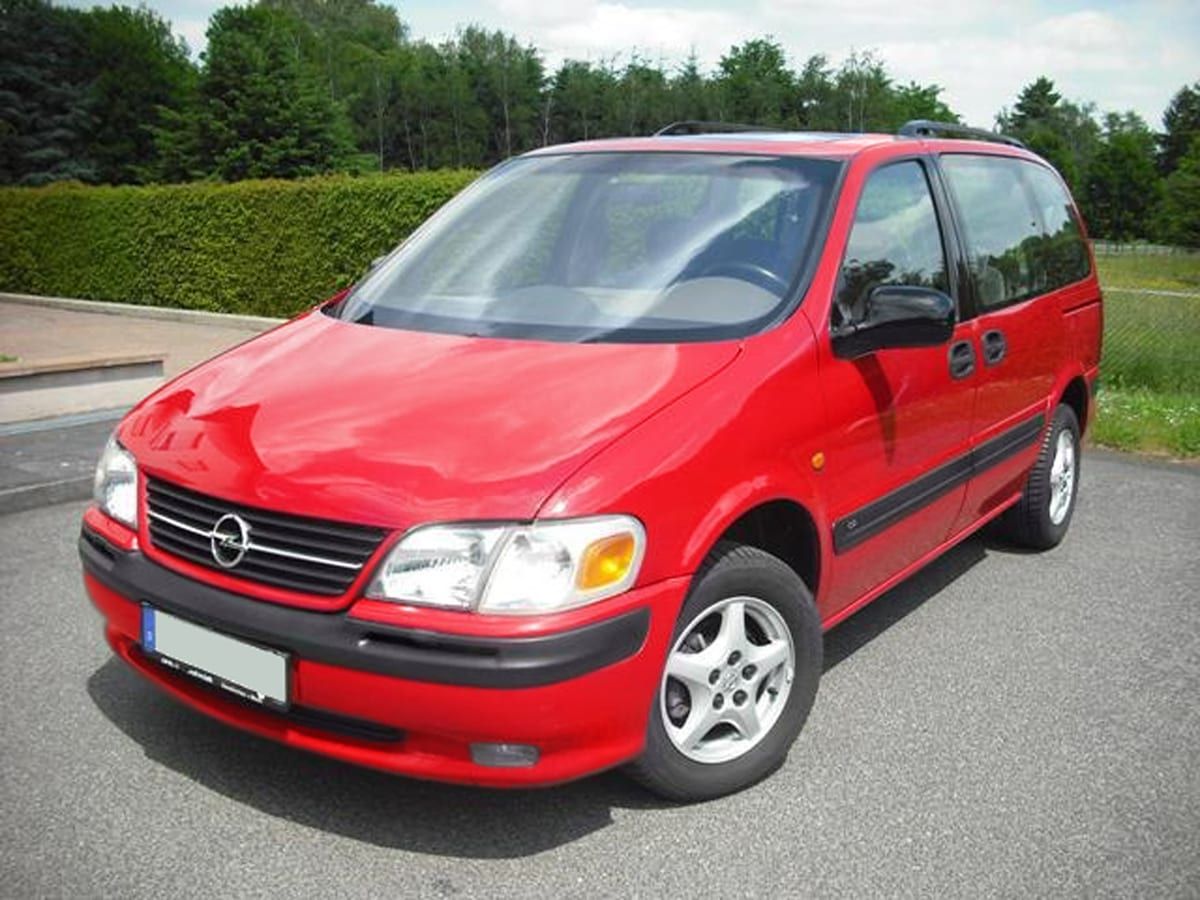 Opel Sintra (1996-1999) – schematy bezpieczników i przekaźników